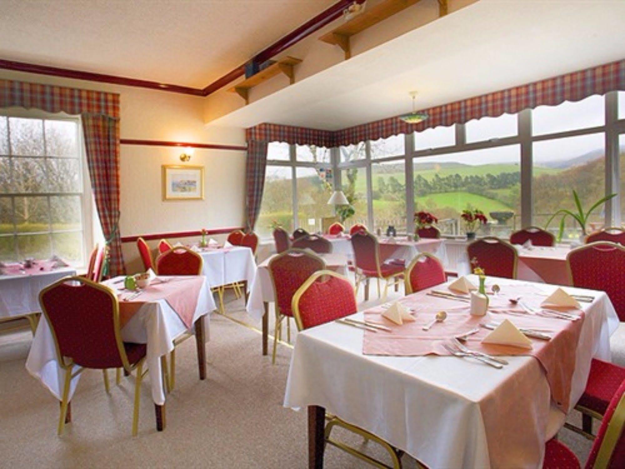 The George Borrow Hotel Ponterwyd Extérieur photo